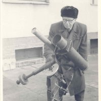 p. Šafránek u dalekohledu